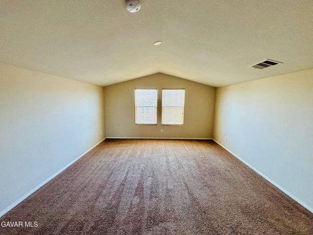 36742 E 37th Street, Palmdale, CA 93550