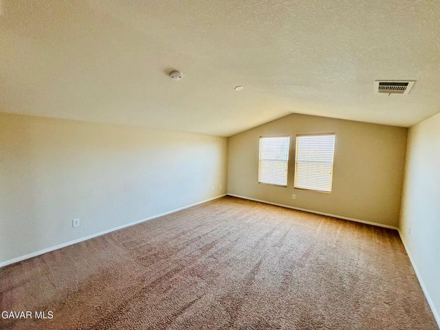 36742 E 37th Street, Palmdale, CA 93550