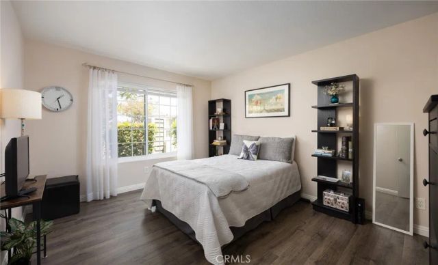 3500 S Greenville Street H4, Santa Ana, CA 92704