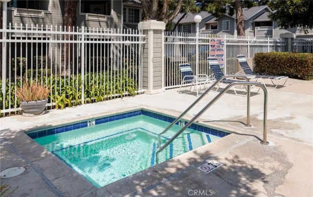 3500 S Greenville Street H4, Santa Ana, CA 92704