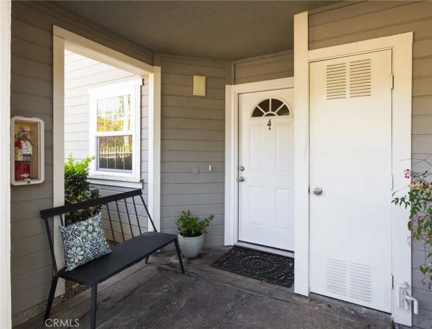 3500 S Greenville Street H4, Santa Ana, CA 92704