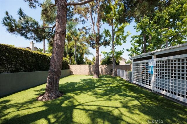3500 S Greenville Street H4, Santa Ana, CA 92704