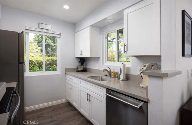 3500 S Greenville Street H4, Santa Ana, CA 92704