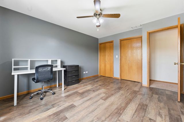 7630 Prestwick Drive, Tinley Park, IL 60477