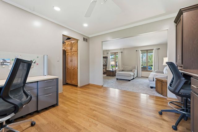 7630 Prestwick Drive, Tinley Park, IL 60477