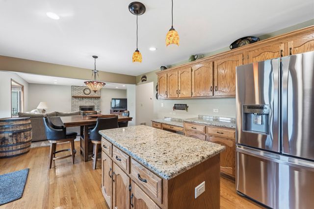 7630 Prestwick Drive, Tinley Park, IL 60477