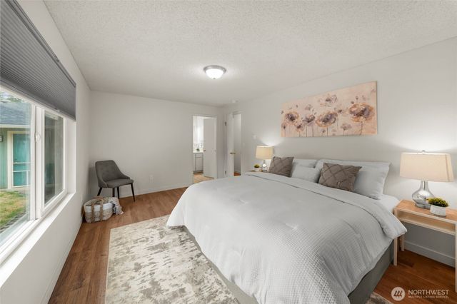 15807 Lawrence Place SE, Yelm, WA 98597