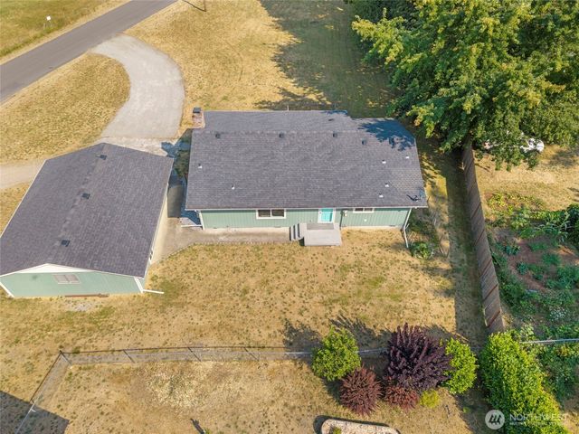 15807 Lawrence Place SE, Yelm, WA 98597