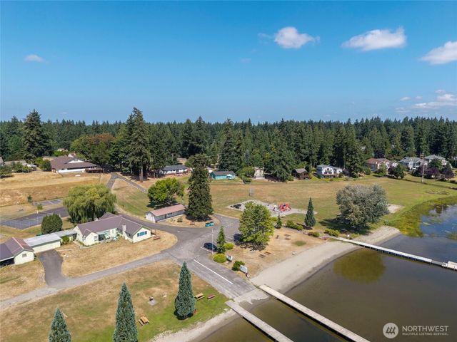 15807 Lawrence Place SE, Yelm, WA 98597