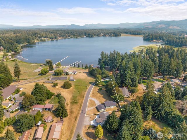 15807 Lawrence Place SE, Yelm, WA 98597
