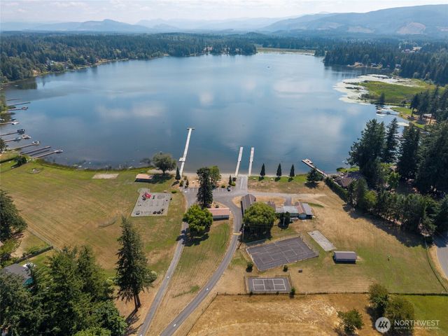 15807 Lawrence Place SE, Yelm, WA 98597