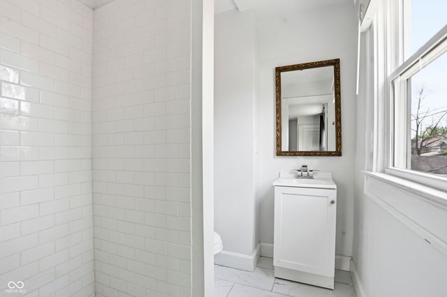 821 E 36th Street, Indianapolis, IN 46205