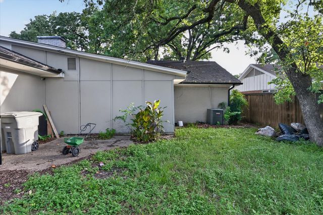 10434 Castlerock Drive, Dallas, TX 75217