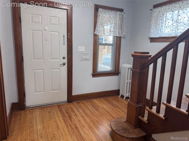 3841 Caniff Street, Hamtramck, MI 48212