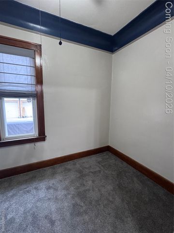 3841 Caniff Street, Hamtramck, MI 48212