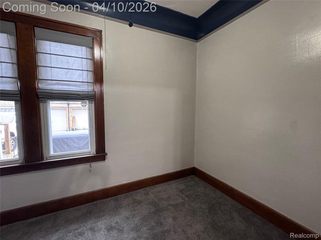 3841 Caniff Street, Hamtramck, MI 48212