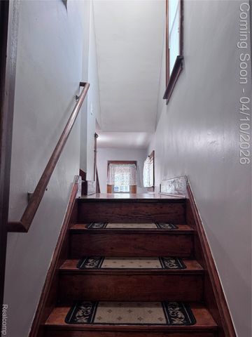 3841 Caniff Street, Hamtramck, MI 48212