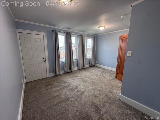 3841 Caniff Street, Hamtramck, MI 48212