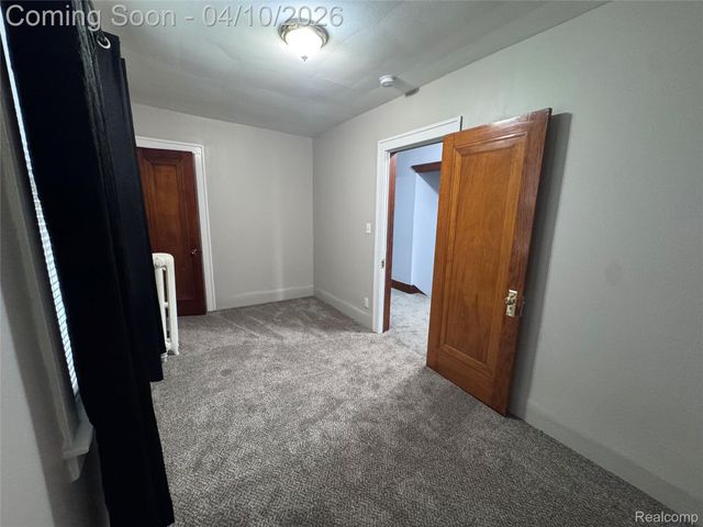 3841 Caniff Street, Hamtramck, MI 48212