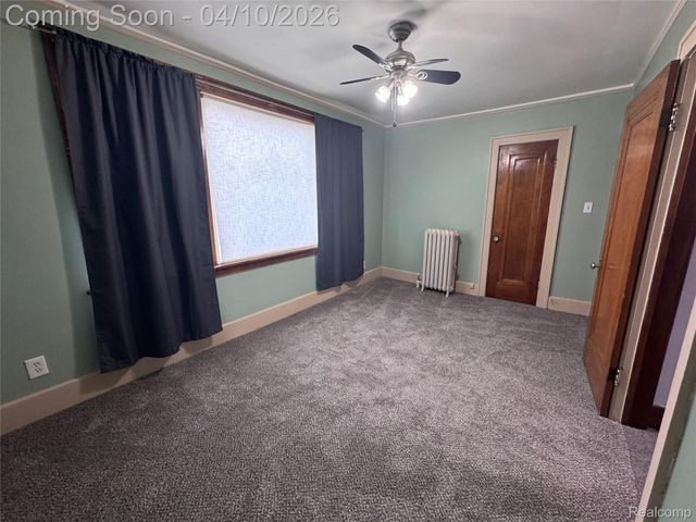 3841 Caniff Street, Hamtramck, MI 48212