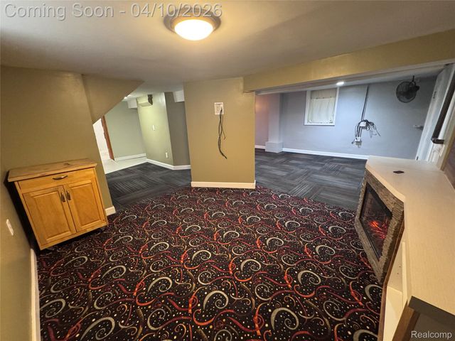3841 Caniff Street, Hamtramck, MI 48212