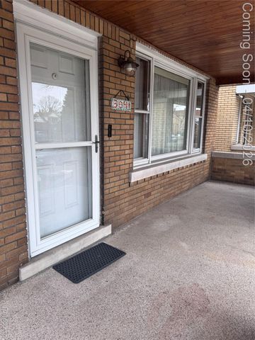 3841 Caniff Street, Hamtramck, MI 48212