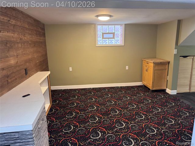 3841 Caniff Street, Hamtramck, MI 48212
