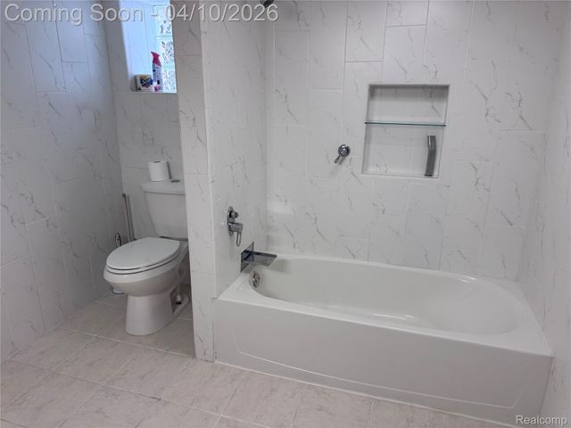 3841 Caniff Street, Hamtramck, MI 48212