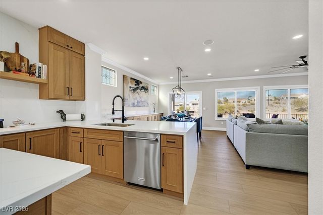 2446 Hardin Ridge Drive, Henderson, NV 89052