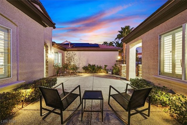 2446 Hardin Ridge Drive, Henderson, NV 89052