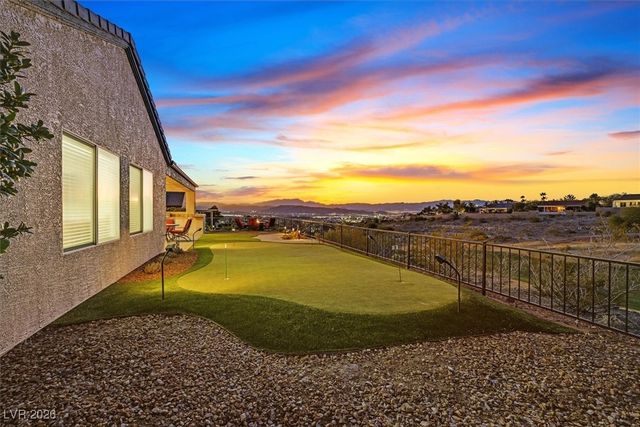 2446 Hardin Ridge Drive, Henderson, NV 89052