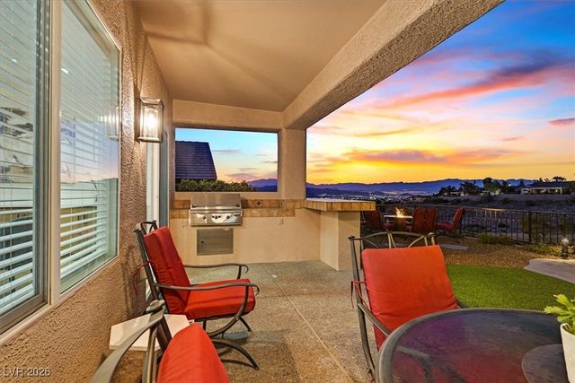 2446 Hardin Ridge Drive, Henderson, NV 89052