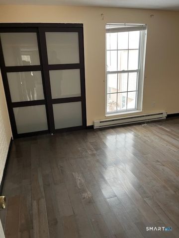 60 Heather Ridge 60, Shelton, CT 06484