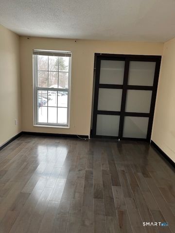60 Heather Ridge 60, Shelton, CT 06484