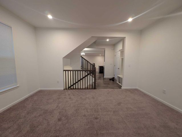 8246 Woodstar Drive, Plain City, OH 43064