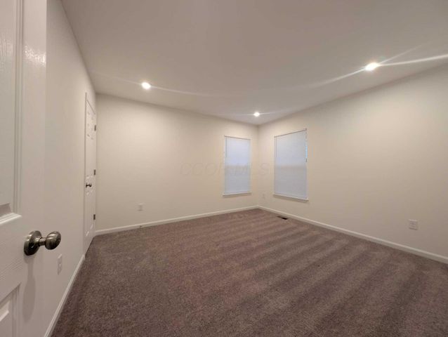 8246 Woodstar Drive, Plain City, OH 43064