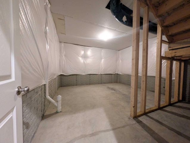 8246 Woodstar Drive, Plain City, OH 43064