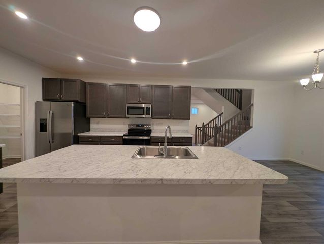 8246 Woodstar Drive, Plain City, OH 43064