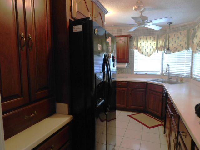 1001 STARKEY ROAD 395, Largo, FL 33771