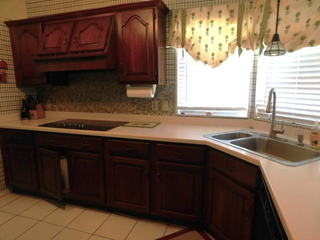 1001 STARKEY ROAD 395, Largo, FL 33771