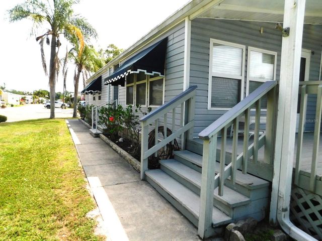 1001 STARKEY ROAD 395, Largo, FL 33771