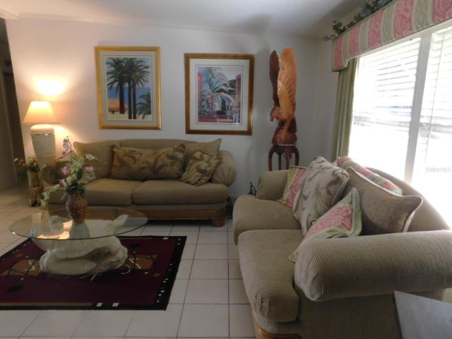 1001 STARKEY ROAD 395, Largo, FL 33771