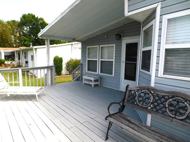 1001 STARKEY ROAD 395, Largo, FL 33771