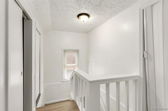 19170 Saint Marys Street, Detroit, MI 48235