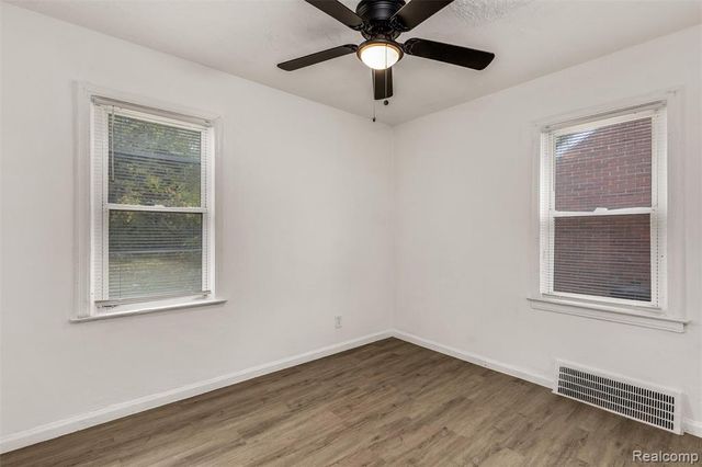 19170 Saint Marys Street, Detroit, MI 48235