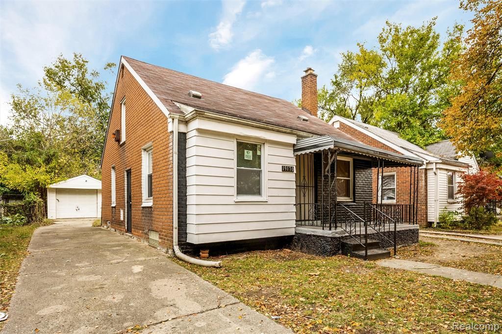 19170 Saint Marys Street, Detroit, MI 48235