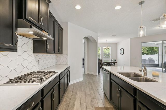 1096 WOOD DALE CIRCLE, Oviedo, FL 32765