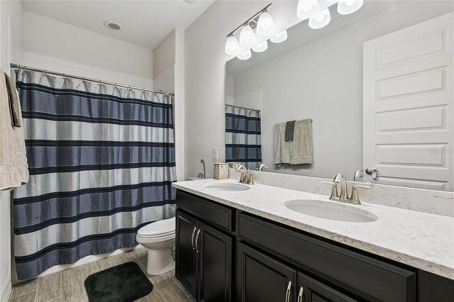 1096 WOOD DALE CIRCLE, Oviedo, FL 32765