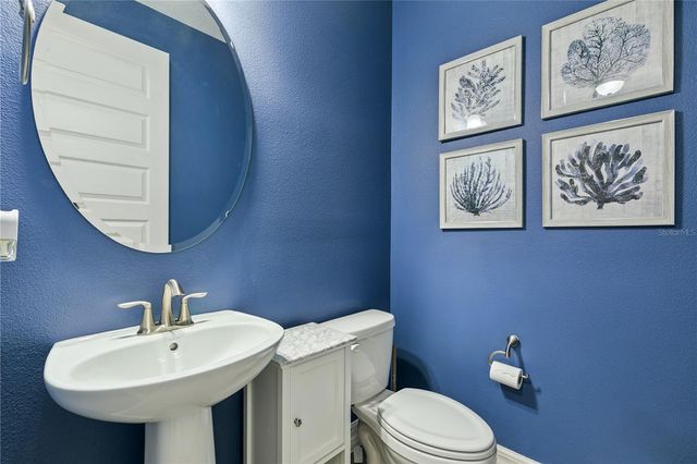 1096 WOOD DALE CIRCLE, Oviedo, FL 32765