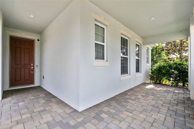1096 WOOD DALE CIRCLE, Oviedo, FL 32765
